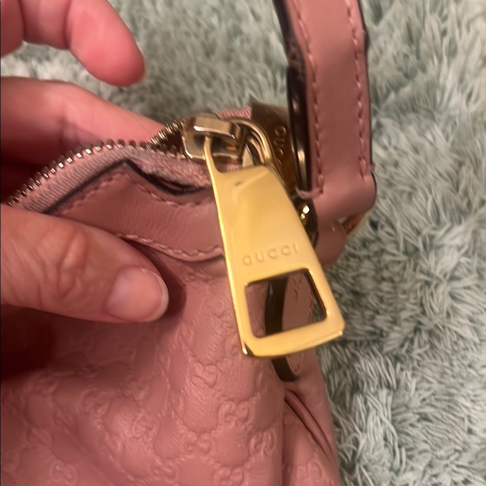 Gucci leather Bree Hobo - Picture 6 of 16